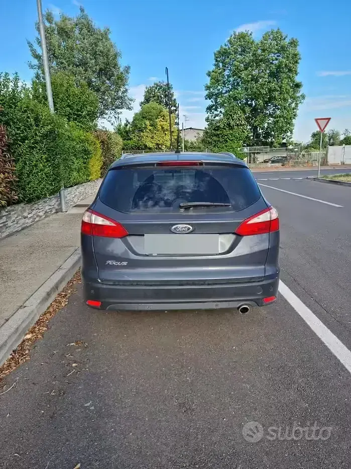 Usata Ford Focus 116 CV (85 kW) 2011 Station wagon