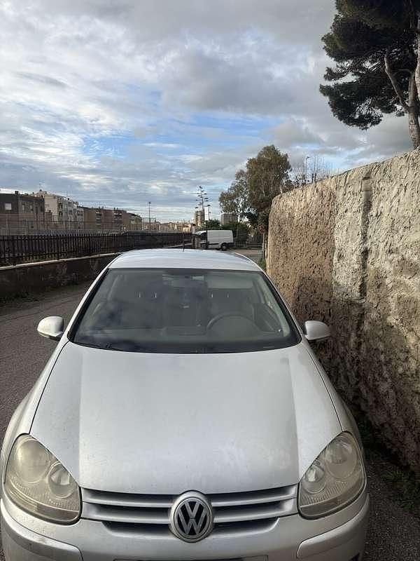 Usata VW Golf IV Sportline 140 CV (102 kW) 2005 Berlina