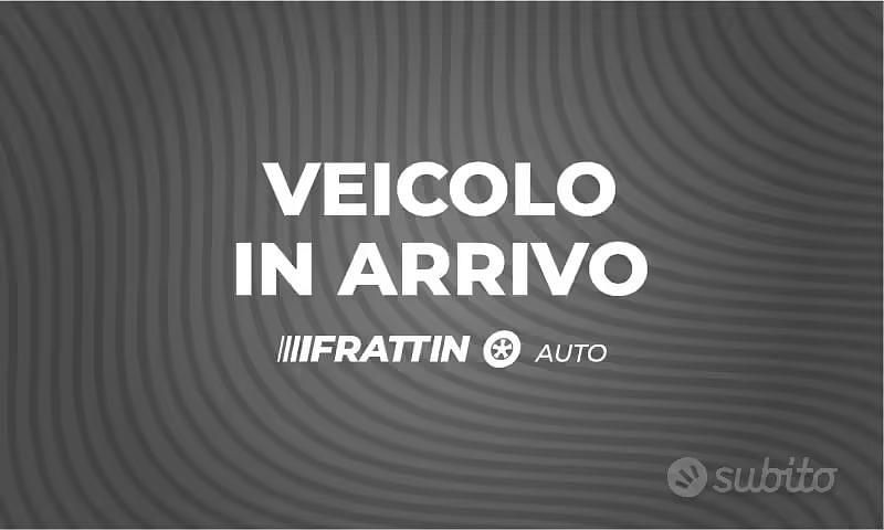 Usata Renault Captur Techno 90 CV (66 kW) 2025 SUV