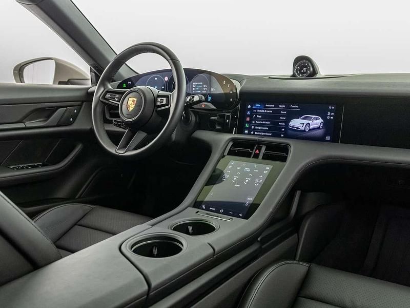 Usata Porsche Taycan Cross Turismo 139 kW (190 CV) 2023 Gesso Station wagon