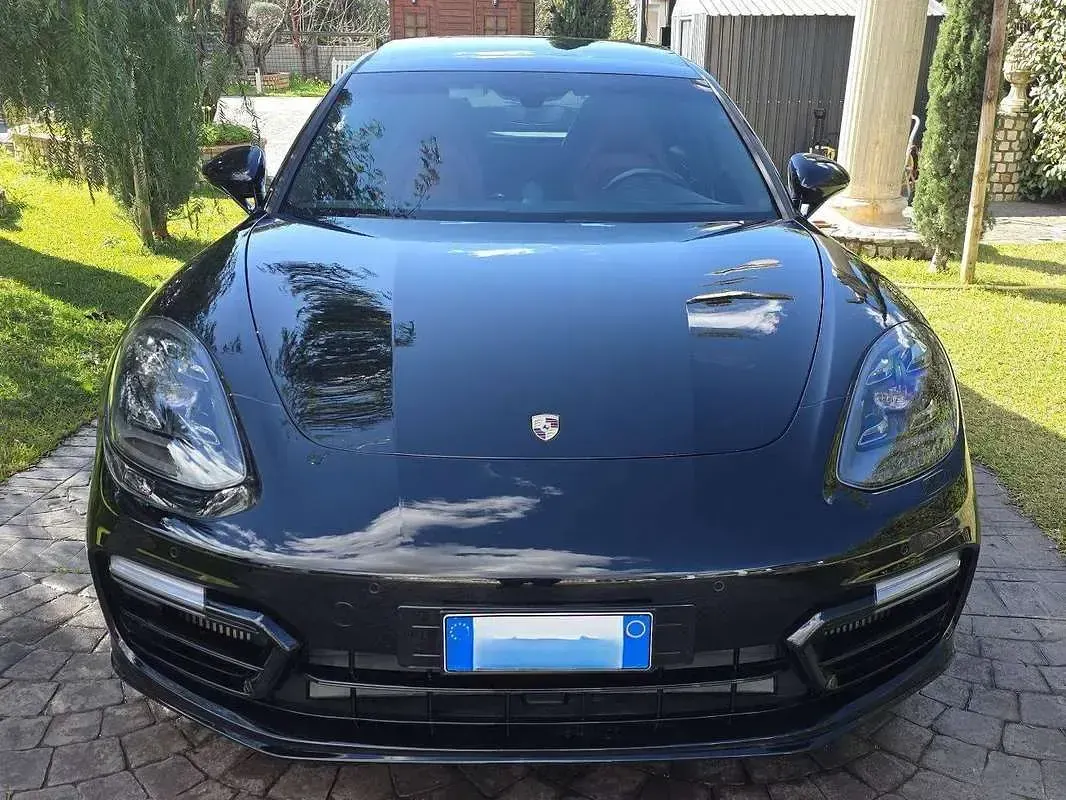 Usata Porsche Panamera 330 CV (242 kW) 2018 Nero Berlina