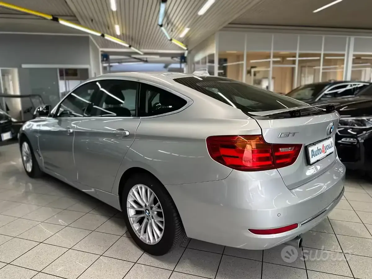 Usata BMW 318 Gran Turismo Luxury Line 143 CV (105 kW) 2013 Grigio Coupé