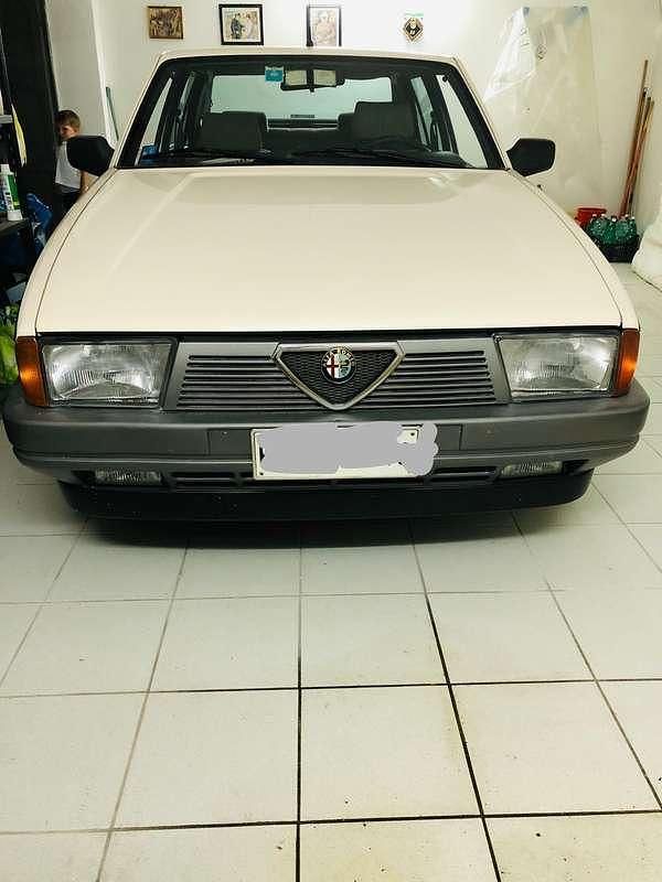 Usata Alfa Romeo 75 110 CV (80 kW) 1987 Berlina
