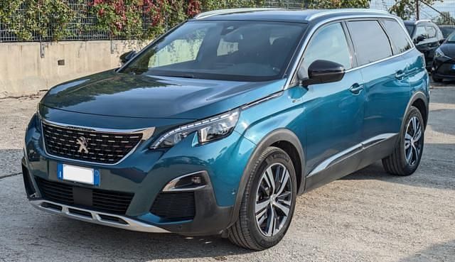 Usata Peugeot 5008 GT-line 131 CV (96 kW) 2020 Blu Monovolume