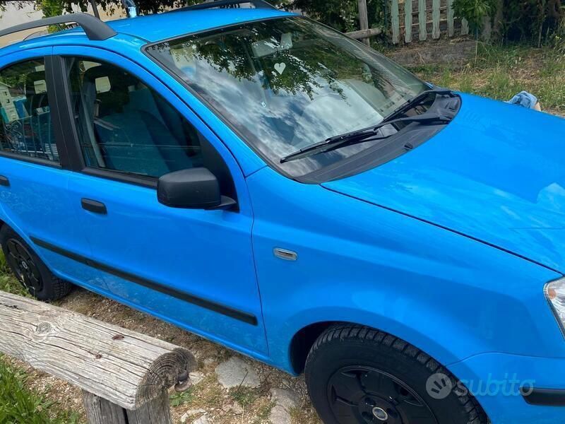 Usata Fiat Panda 2005 Blu Utilitaria