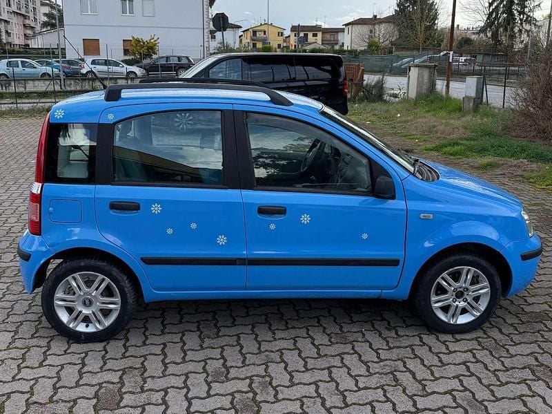 Usata Fiat Panda 60 CV (44 kW) 2006 Blu/azzurro Utilitaria