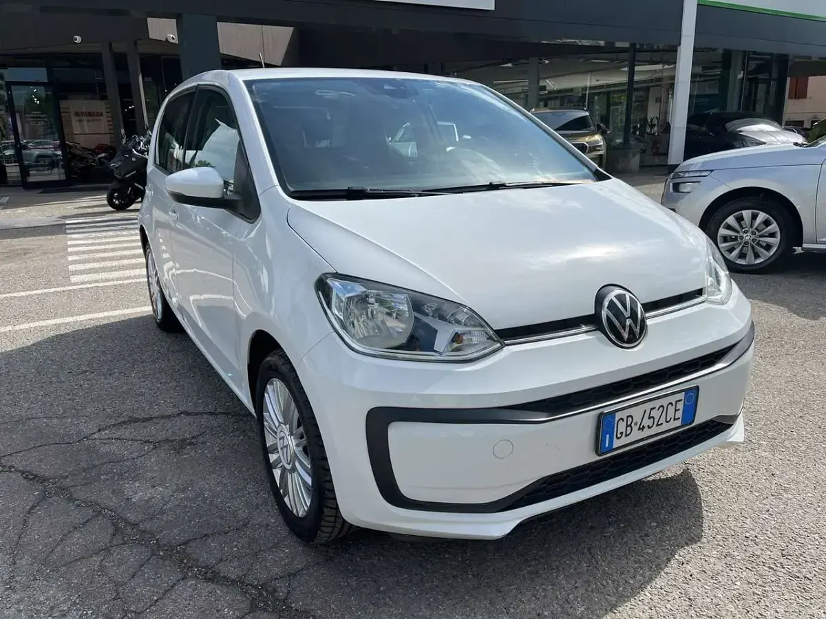 Usata VW up! Move 68 CV (50 kW) 2020 Bianco Utilitaria