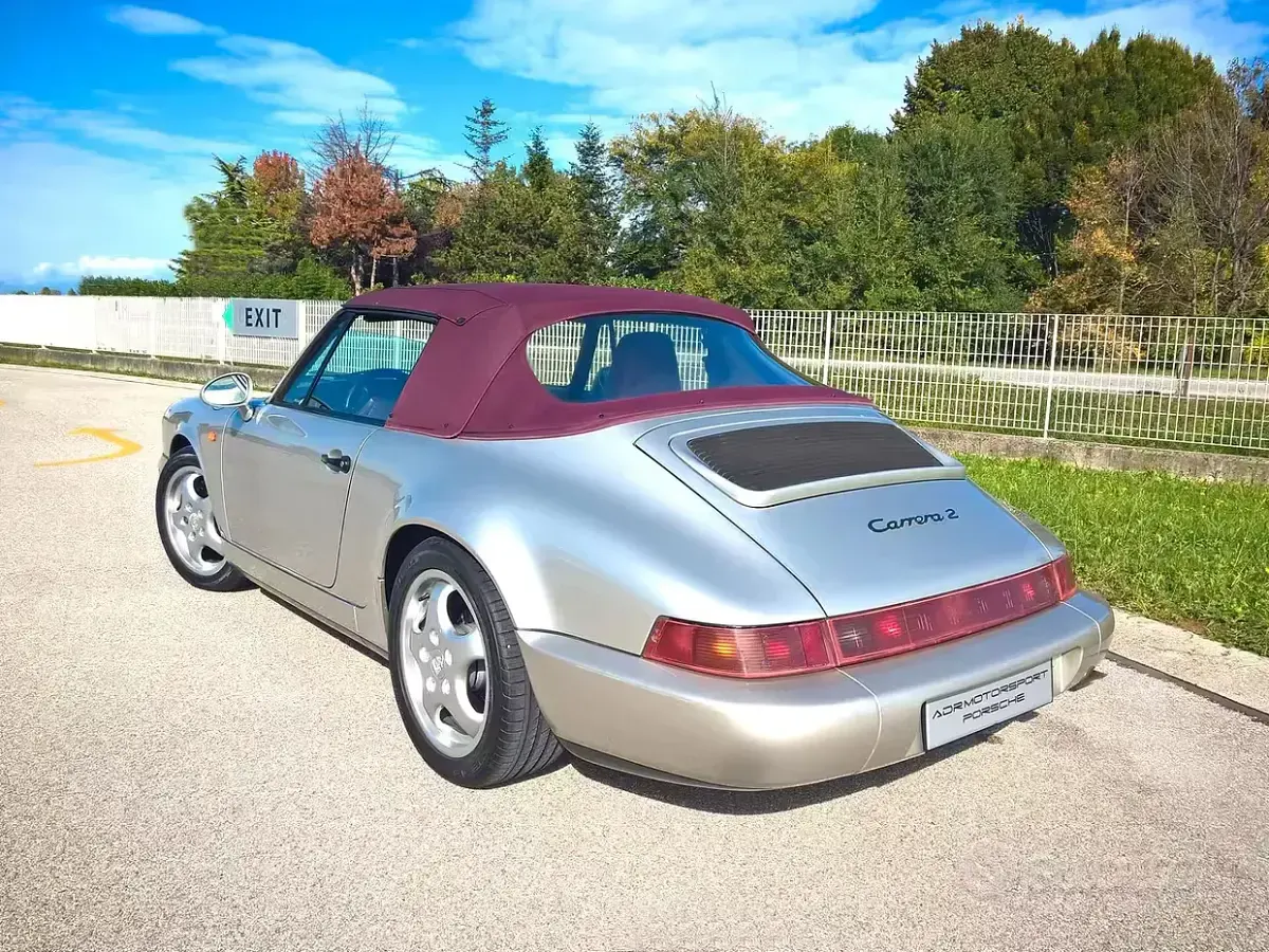 Usata Porsche 911 Carrera Cabriolet 250 CV (183 kW) 1992 Grigio Cabrio
