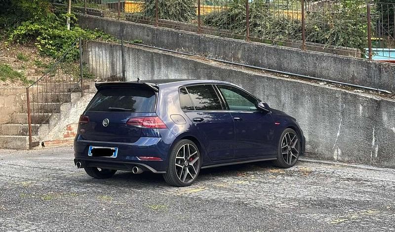 Usata VW Golf VII GTI 245 CV (180 kW) 2019 Blu Berlina