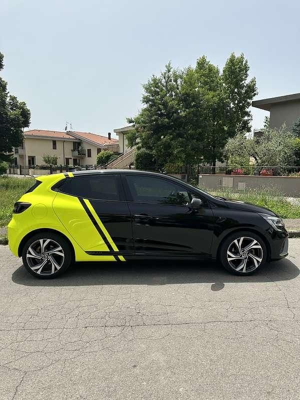 Usata 2020 Renault Clio V R.S. Tre volumi | 16.500 € (Cara) - Immagine 1/4