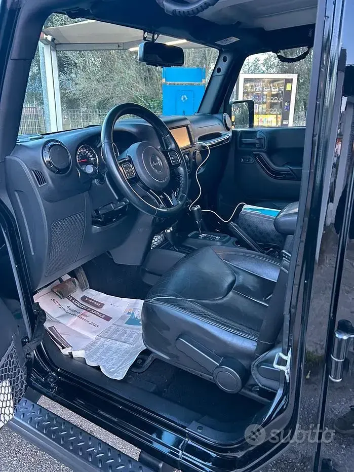Usata Jeep Wrangler Sahara 200 CV (147 kW) 2015 SUV