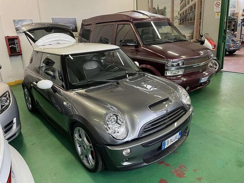 Usata Mini John Cooper Works 211 CV (155 kW) 2004 Grigio Utilitaria
