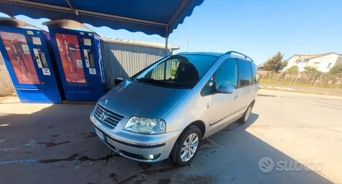 Usata VW Sharan 2005 Grigio Monovolume