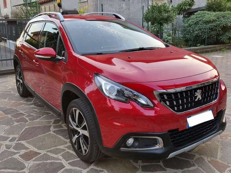 Usato 2016 Peugeot 2008 1.6 Diesel 120 CV (12.200 €)