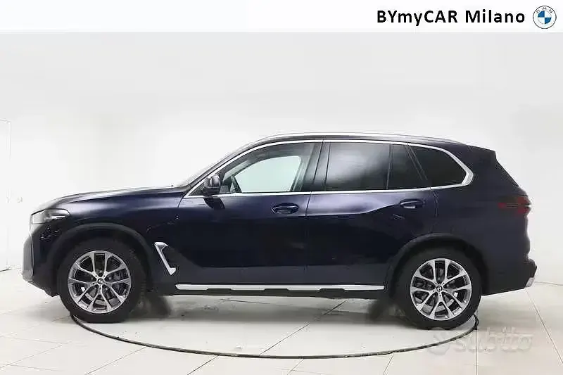 Usata BMW X5 Efficient Dynamics 381 CV (280 kW) 2023 Blu SUV
