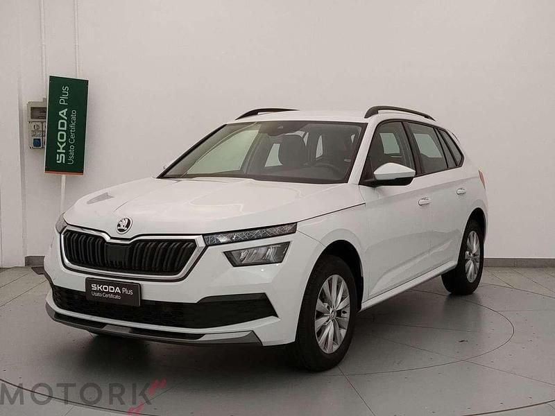 Bianco magnolia Usata 2022 Skoda Kamiq Ambition SUV | 17.500 € (Buon prezzo) - Immagine 1/4