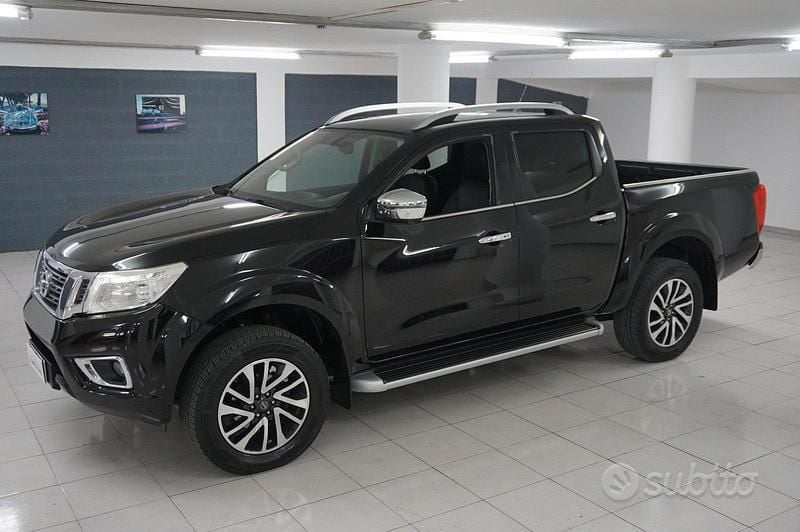Nero Usata 2020 Nissan Navara Pick-up | 27.000 € (Ottimo prezzo) - Immagine 1/4