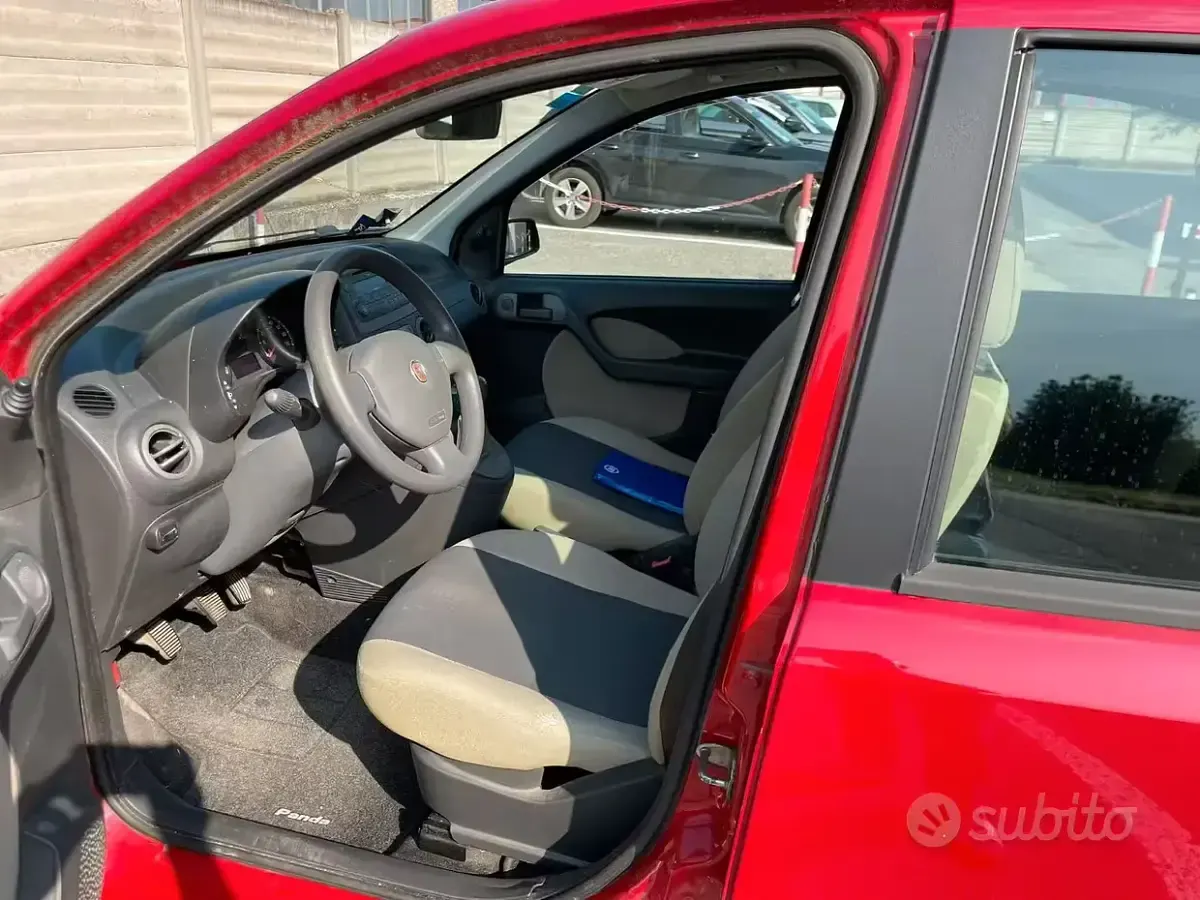 Usata Fiat Panda Climbing 60 CV (44 kW) 2008 Rosso Utilitaria