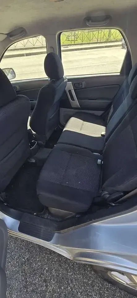 Usata Daihatsu Terios 86 CV (63 kW) 2007 Argento SUV