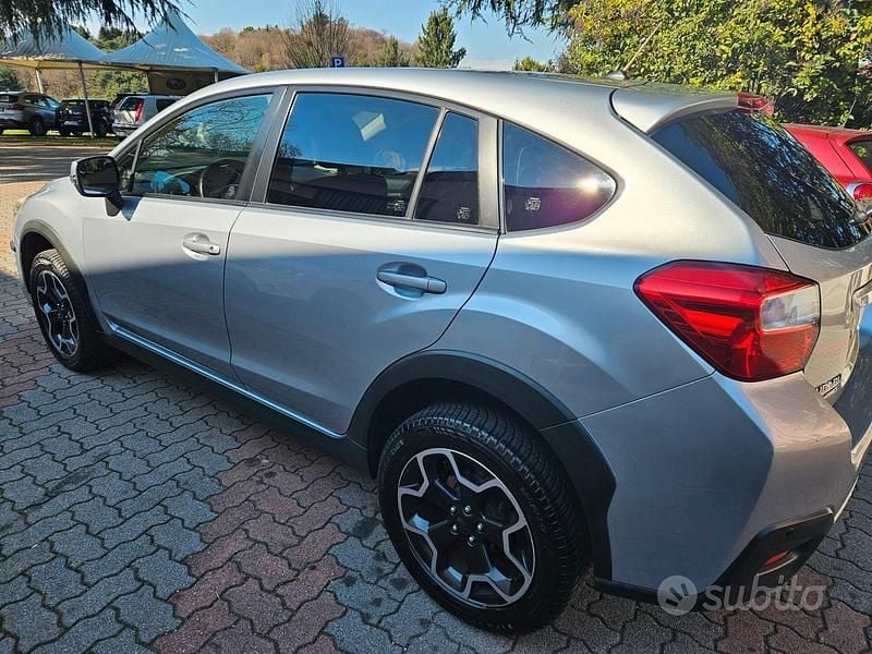 Usata Subaru XV Style 147 CV (108 kW) 2014 Grigio SUV