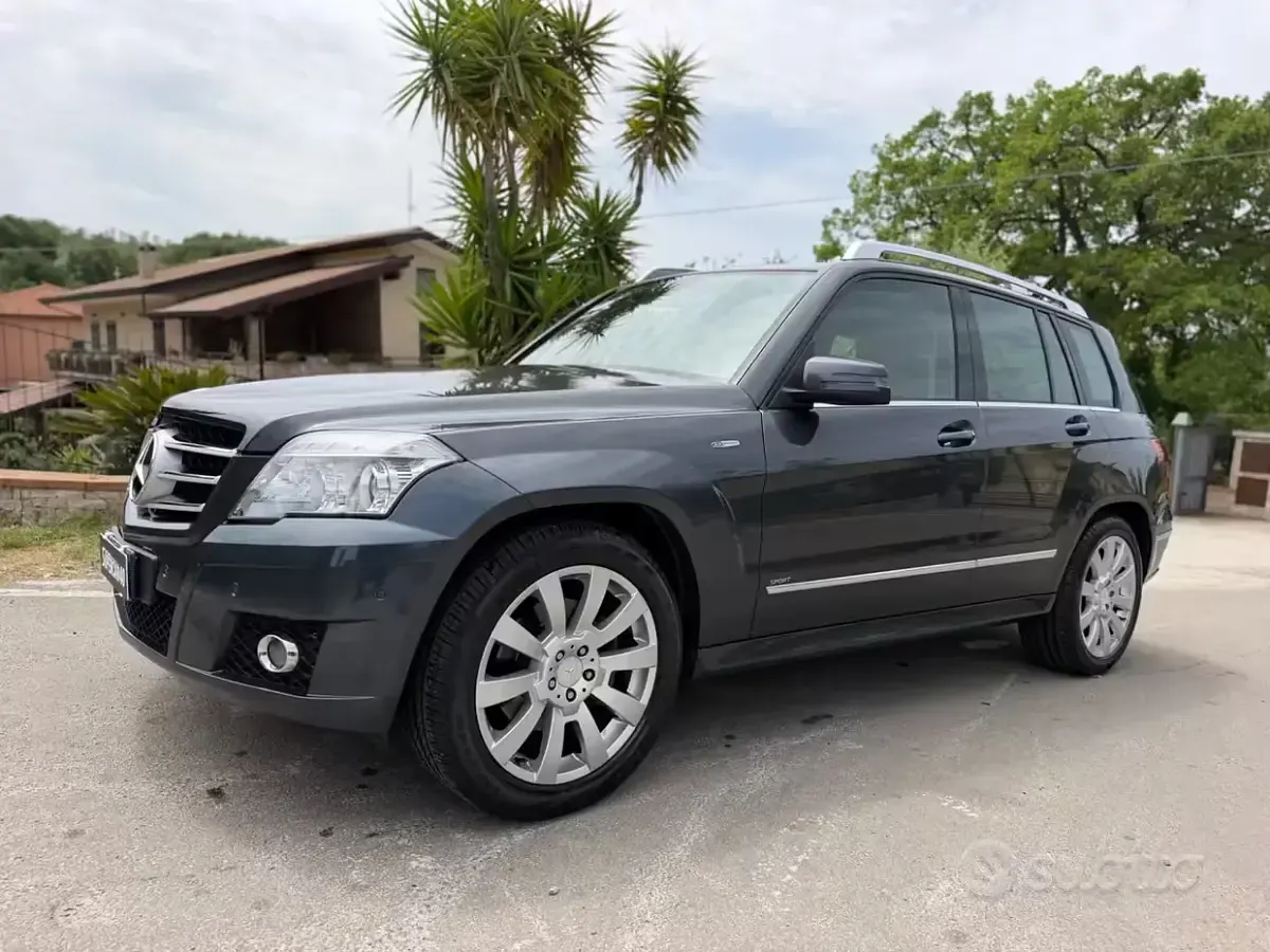Gebraucht Mercedes GLK220 170 PS (125 kW) 2012 Grau SUV