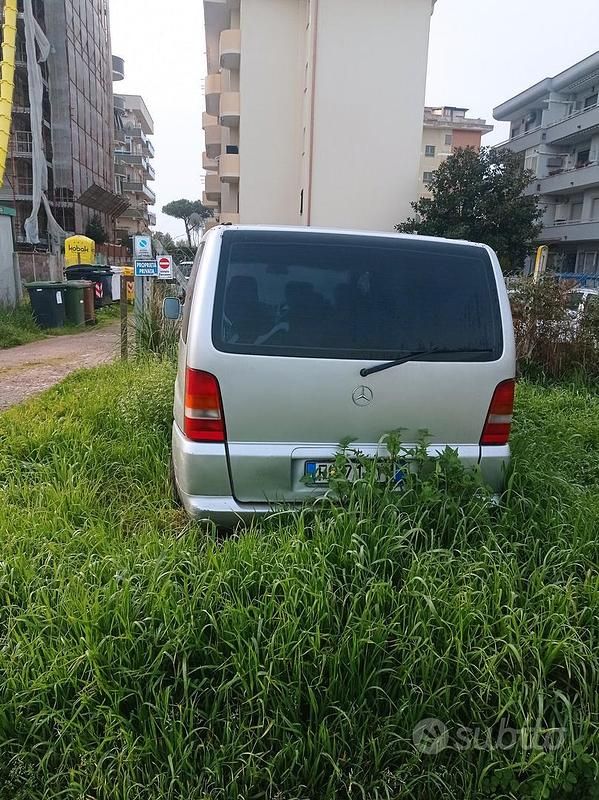 Begagnad Mercedes Vito 102 HK (75 kW) 2000 Van