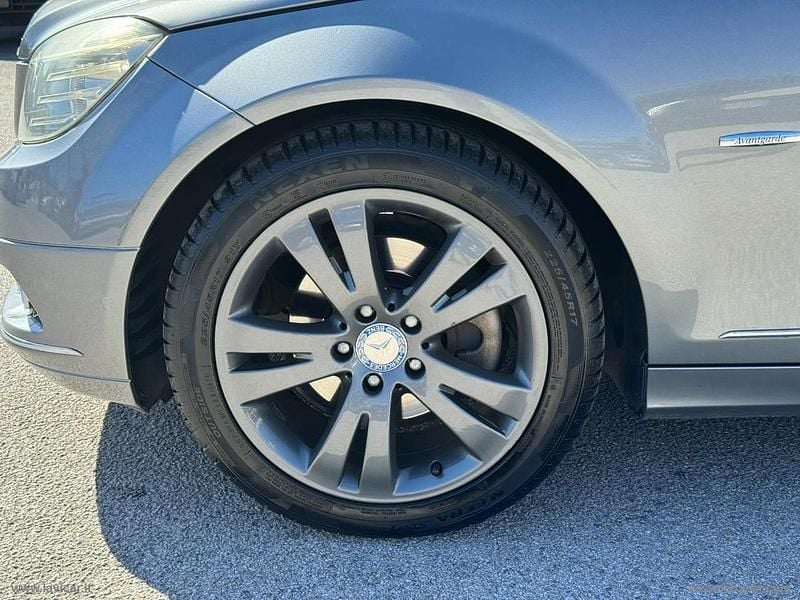 Usata Mercedes C220 Avantgarde 150 CV (110 kW) 2008 Berlina