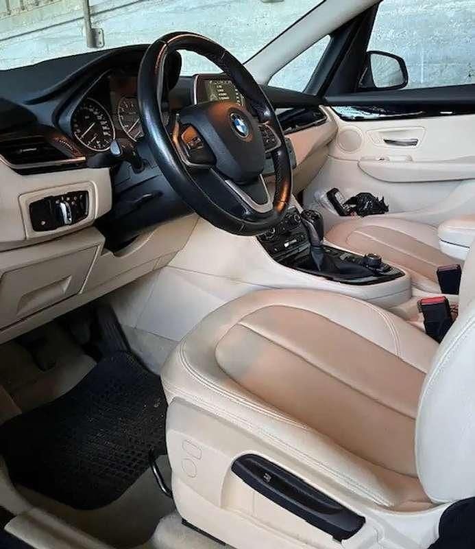 Usata BMW 216 Active Tourer Luxury Line 102 CV (75 kW) 2017 Nero Monovolume