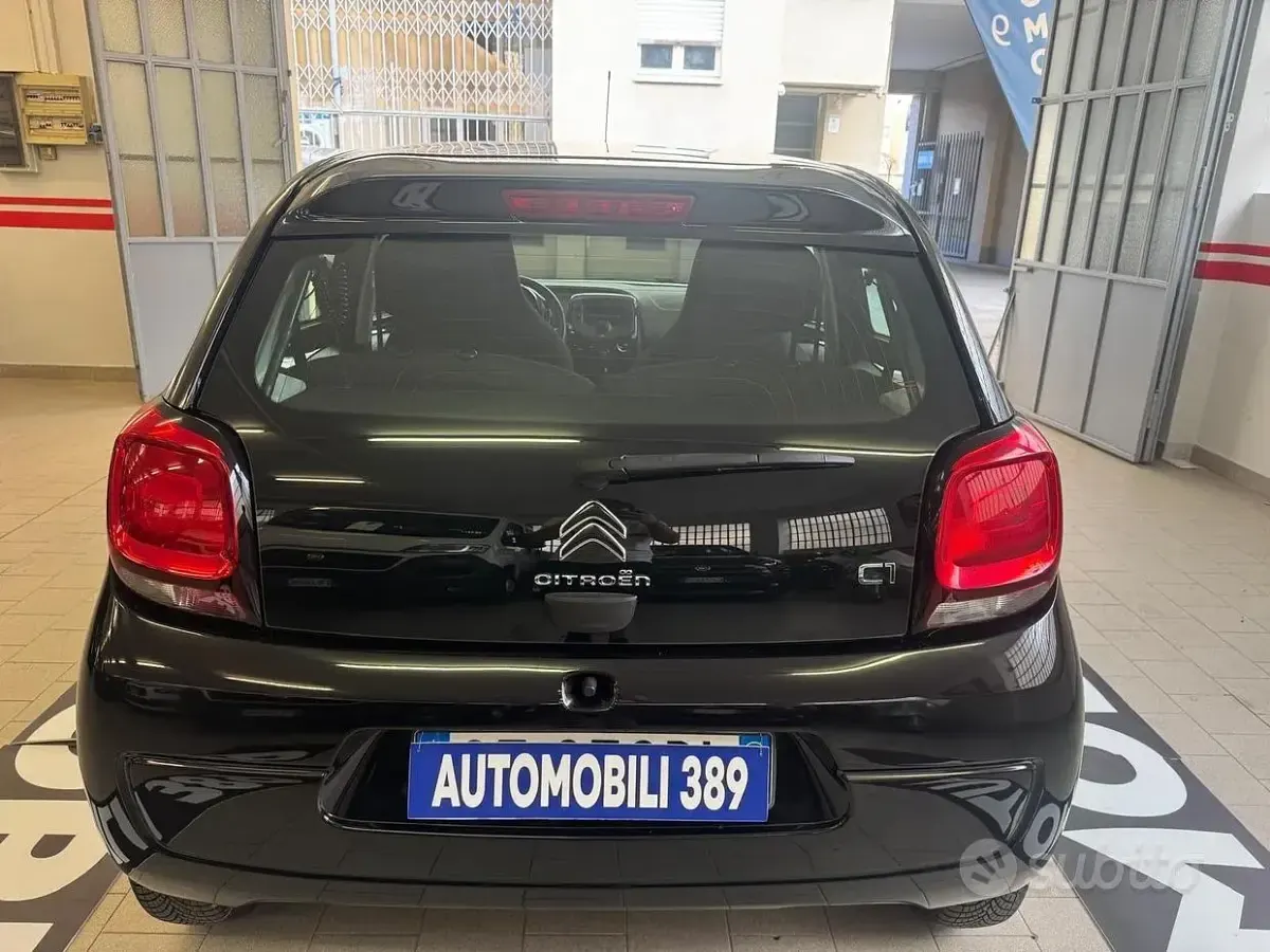 Usata Citroën C1 Feel 72 CV (52 kW) 2021 Nero Utilitaria