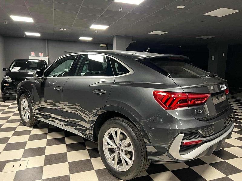 Usata Audi Q3 S-Line 150 CV (110 kW) 2025 Grigio SUV