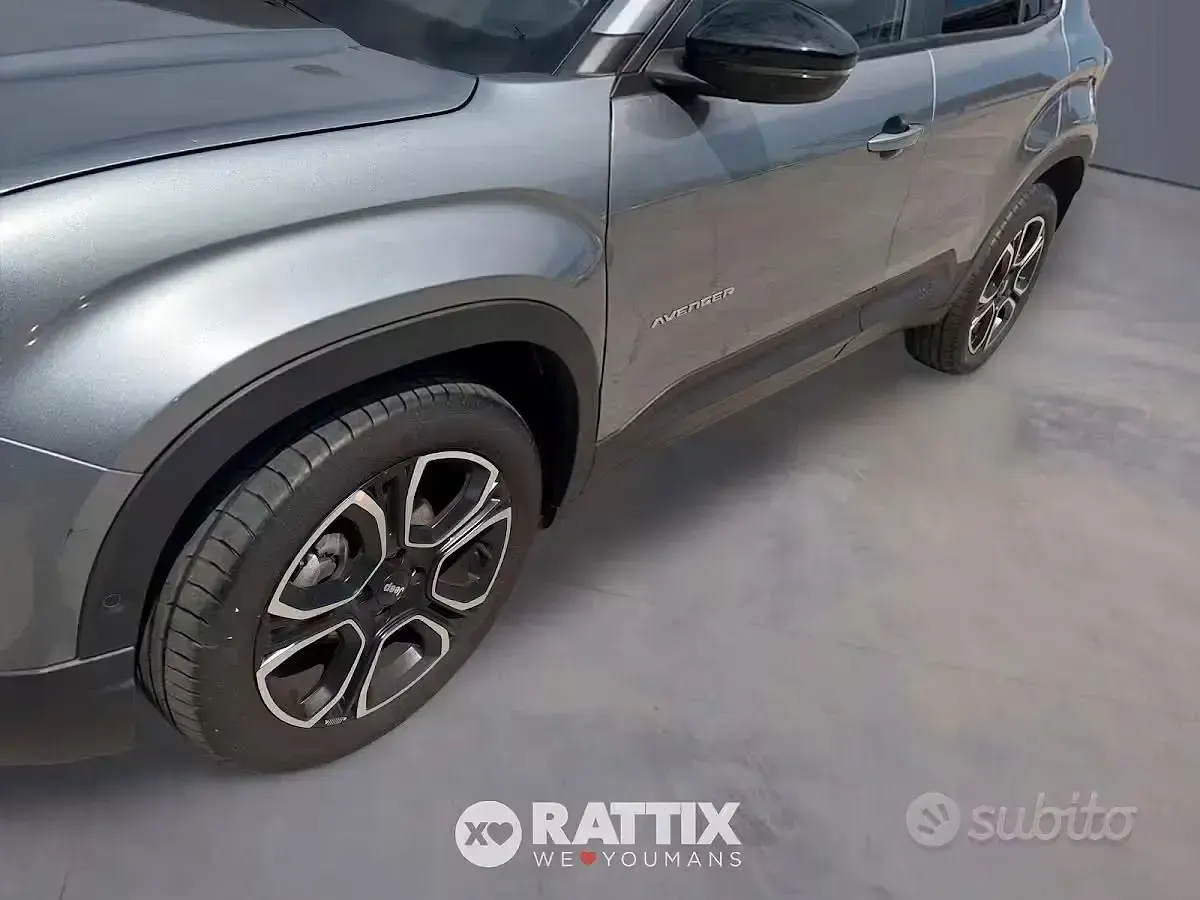 Usata Jeep Avenger Summit 101 CV (74 kW) 2025 Grigio granite SUV