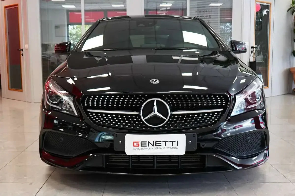 Usata Mercedes CLA200 Shooting Brake AMG line 156 CV (114 kW) 2019 Nero Station wagon