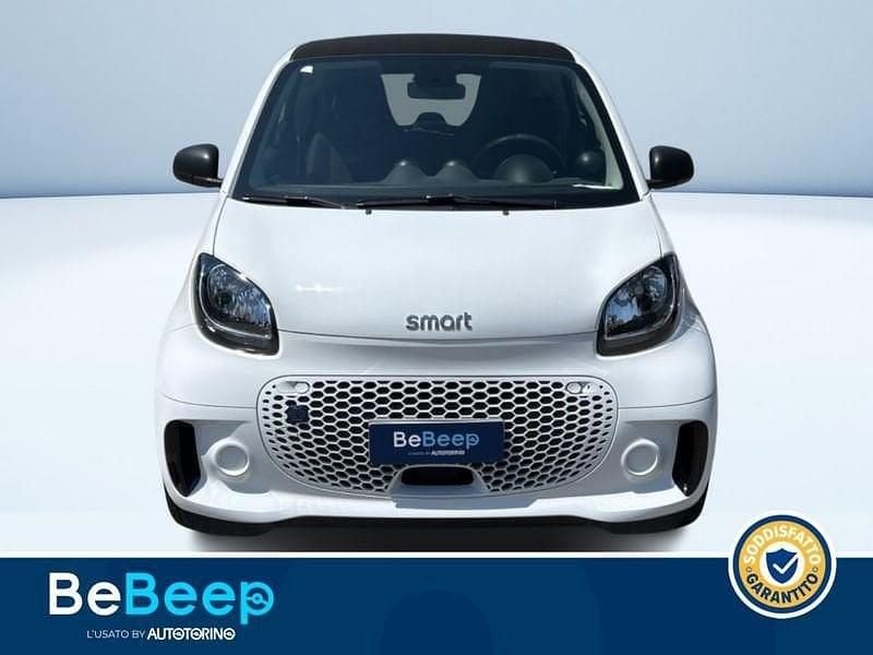 Usata Smart ForTwo Electric Drive Pure 59 kW (81 CV) 2021 Bianco pastello Berlina