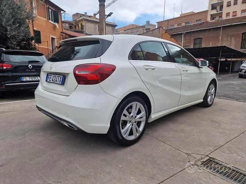 Usata Mercedes A180 Executive 109 CV (80 kW) 2016 Bianco Berlina