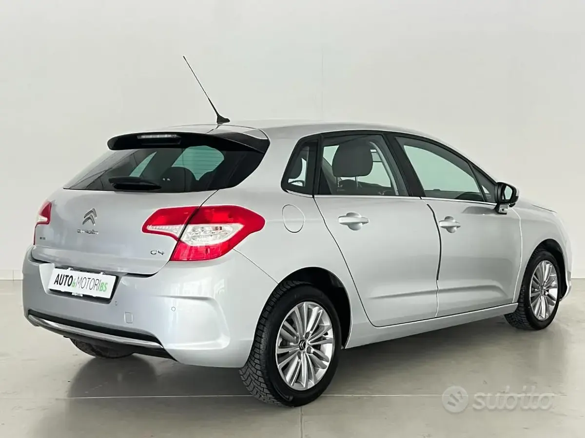 Usata Citroën C4 Attraction 120 CV (88 kW) 2013 Grigio Berlina