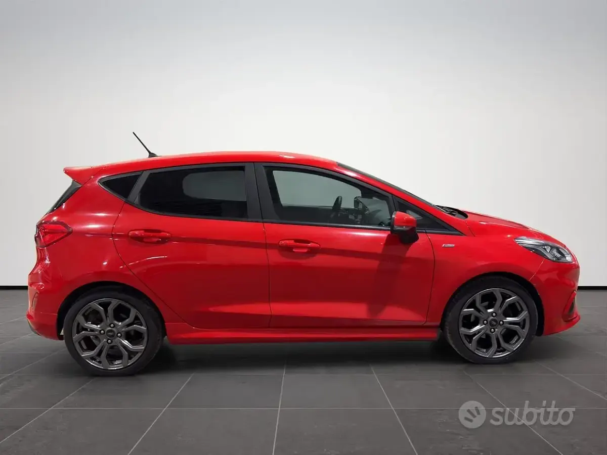 Usata Ford Fiesta ST-Line 86 CV (63 kW) 2018 Rosso Utilitaria