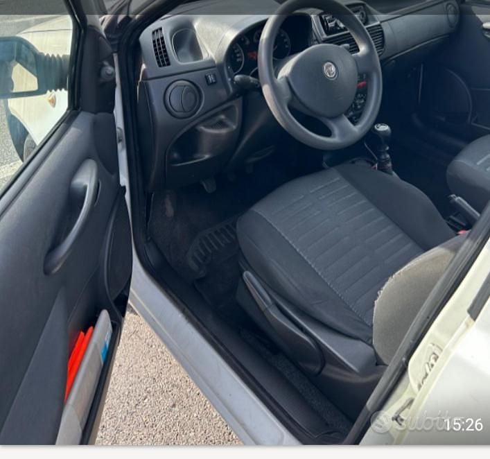 Occasion Fiat Punto 60 ch (44 kW) 2010 Citadine