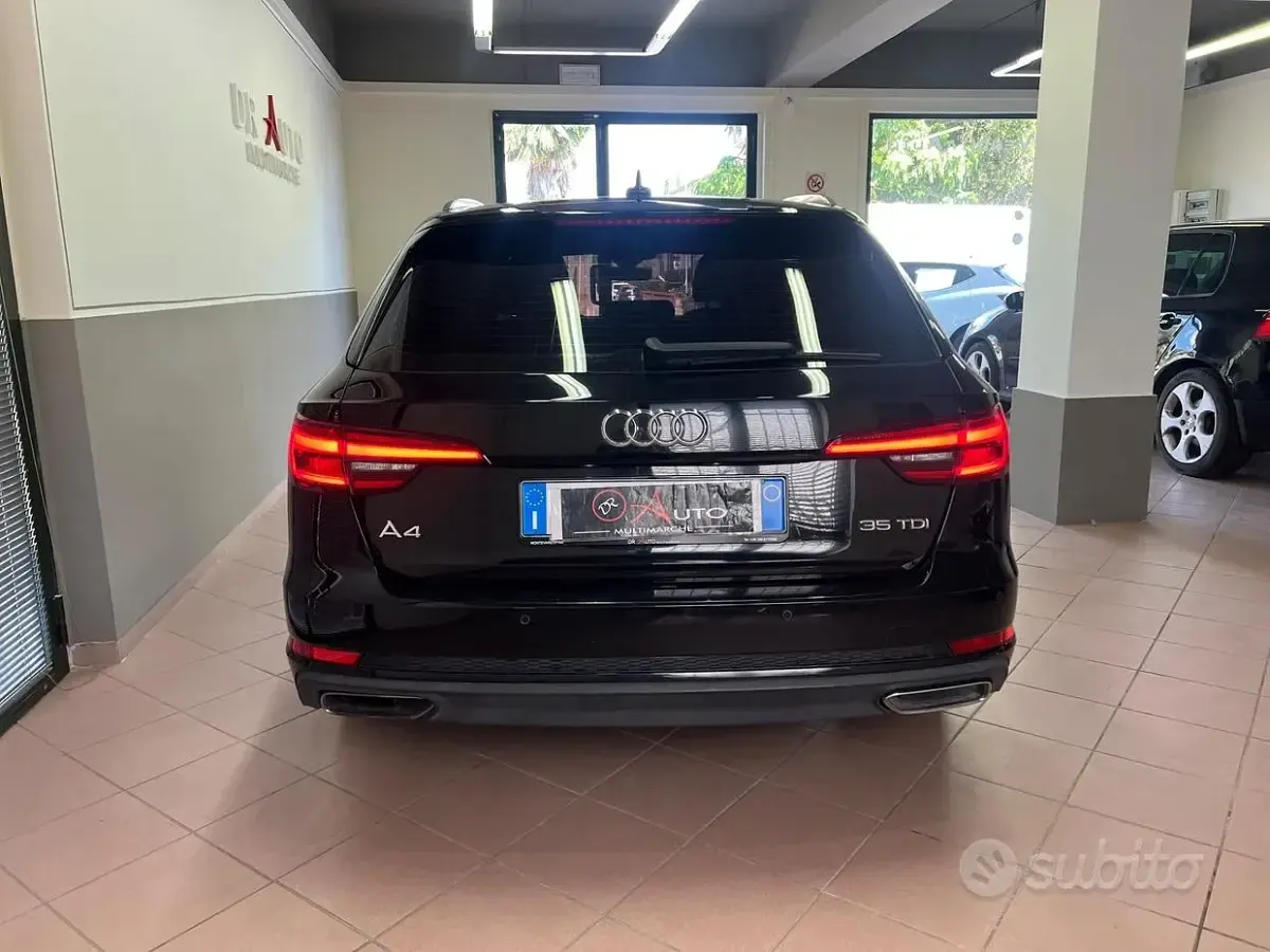 Usata Audi A4 Business 150 CV (110 kW) 2019 Nero Station wagon