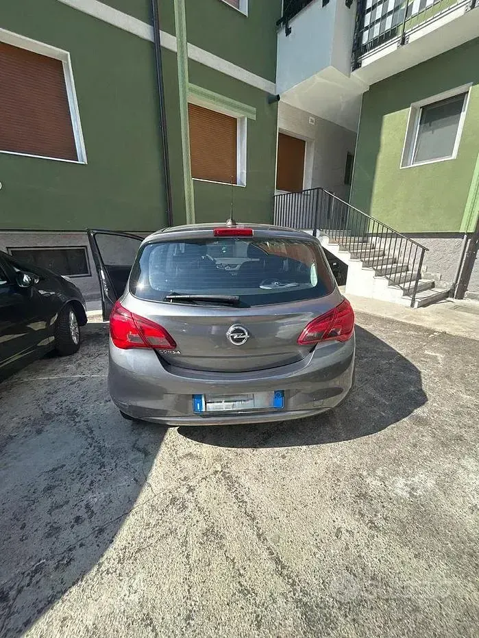 Usata Opel Corsa 69 CV (50 kW) 2017 Grigio Utilitaria