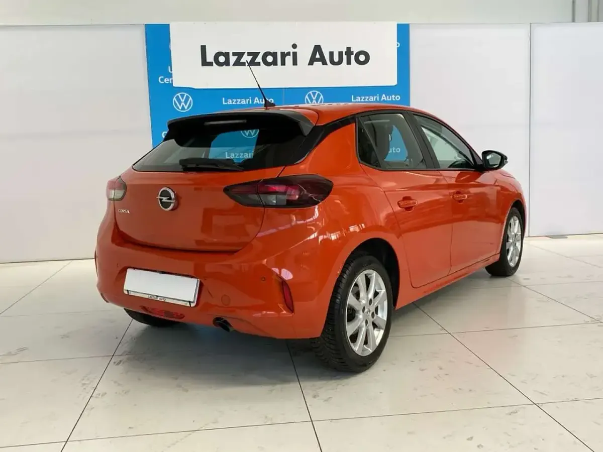 Usata Opel Corsa Edition 102 CV (75 kW) 2023 Arancione Utilitaria