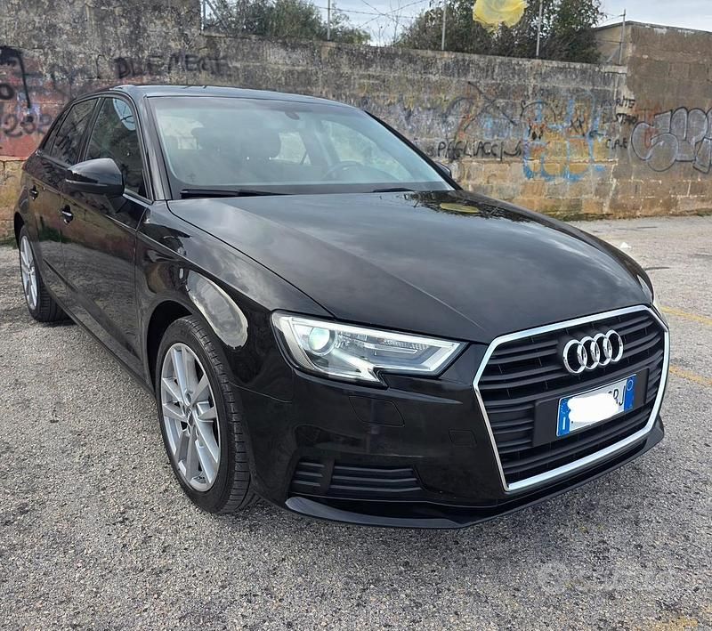 Usata Audi A3 116 CV (85 kW) 2017 Berlina