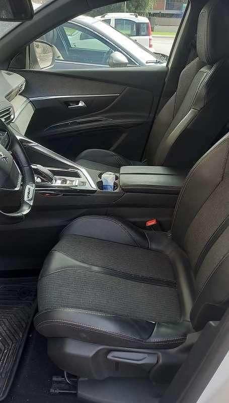 Usata Peugeot 5008 131 CV (96 kW) 2020 Bianco SUV