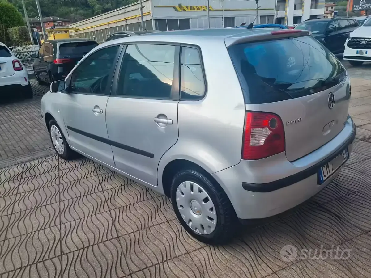 Occasion VW Polo 64 ch (47 kW) 2004 Gris Citadine