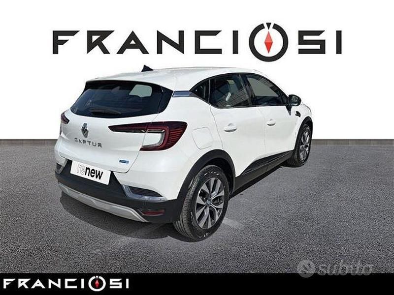 Usata Renault Captur Intens 160 CV (117 kW) 2021 Bianco SUV