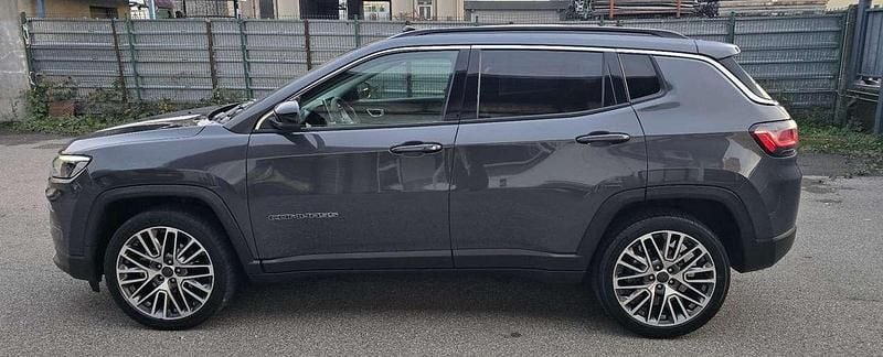 Usata Jeep Compass 131 CV (96 kW) 2022 Grigio SUV