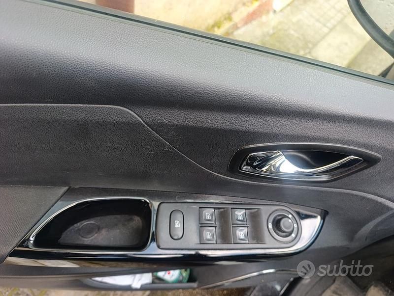 Usata Renault Captur 2016 SUV