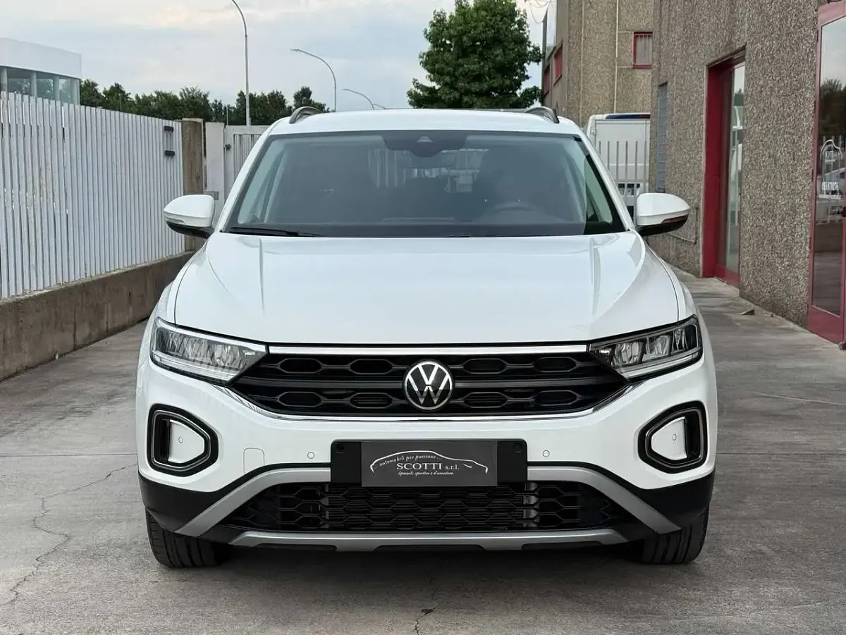 Usata VW T-Roc Cabriolet Edition 150 CV (110 kW) 2025 Bianco pure white SUV