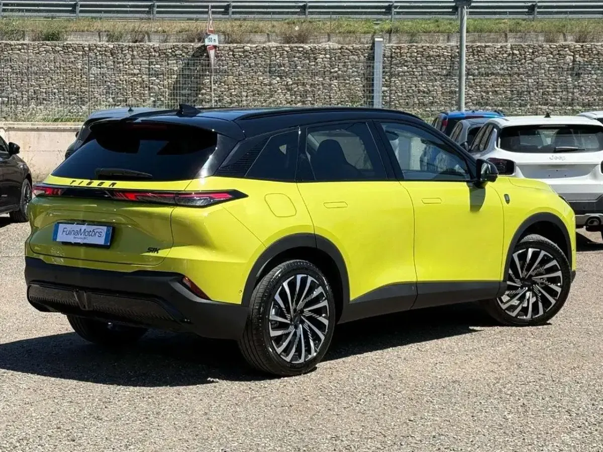 Nuova Tiger Six 177 CV (130 kW) 2026 Nero SUV
