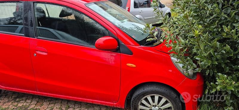 Usata Daihatsu Cuore HIRO 69 CV (50 kW) 2008 Rosso Utilitaria