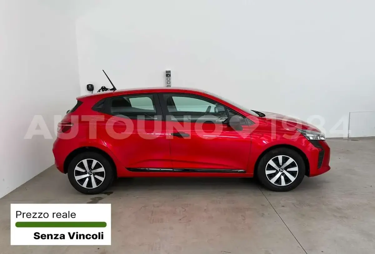 Usata Mitsubishi Colt Inform 67 CV (49 kW) 2024 Rosso Utilitaria